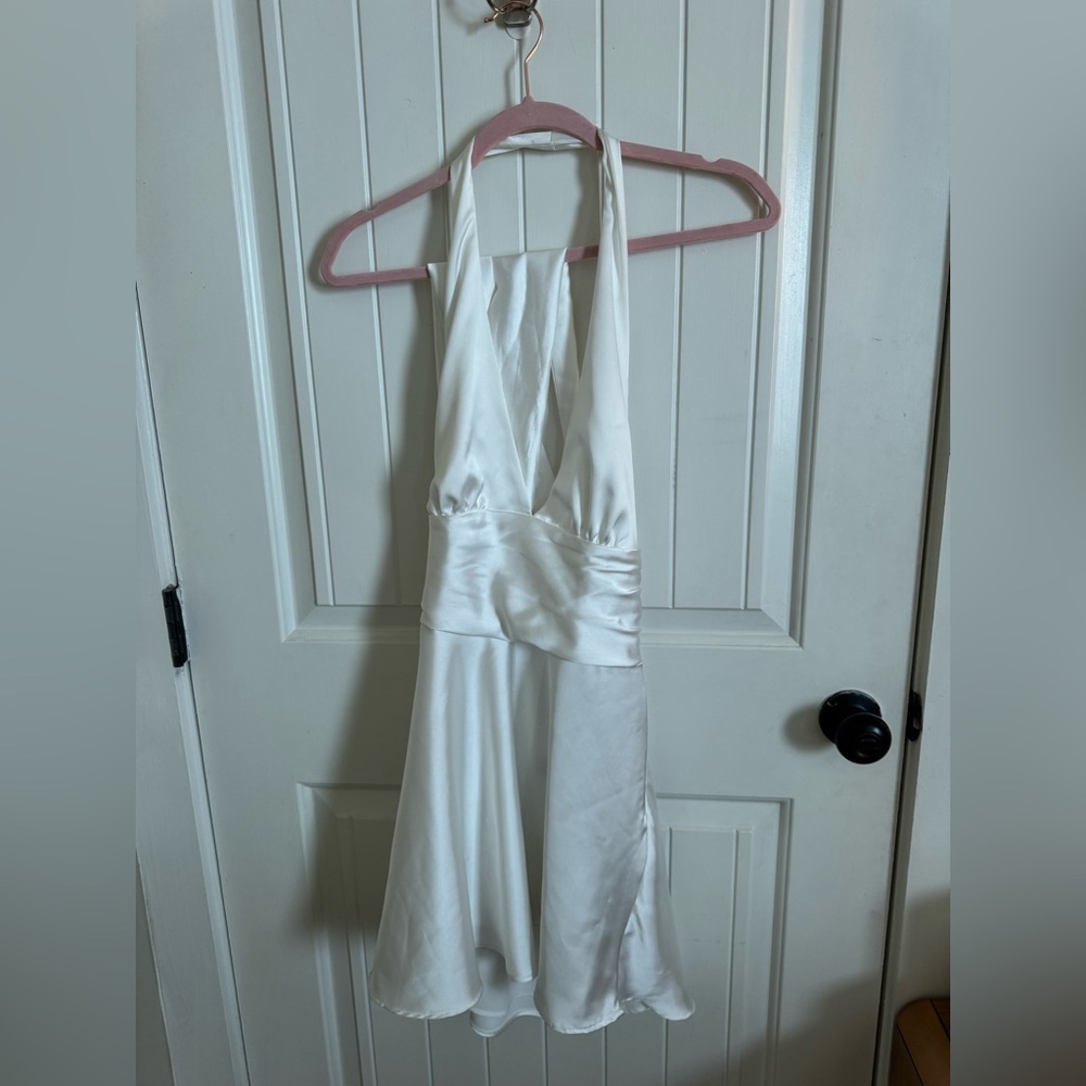 Zara Elegant White Silk Halter Neck Graduation Mini Dress ONLY WORN ONCE